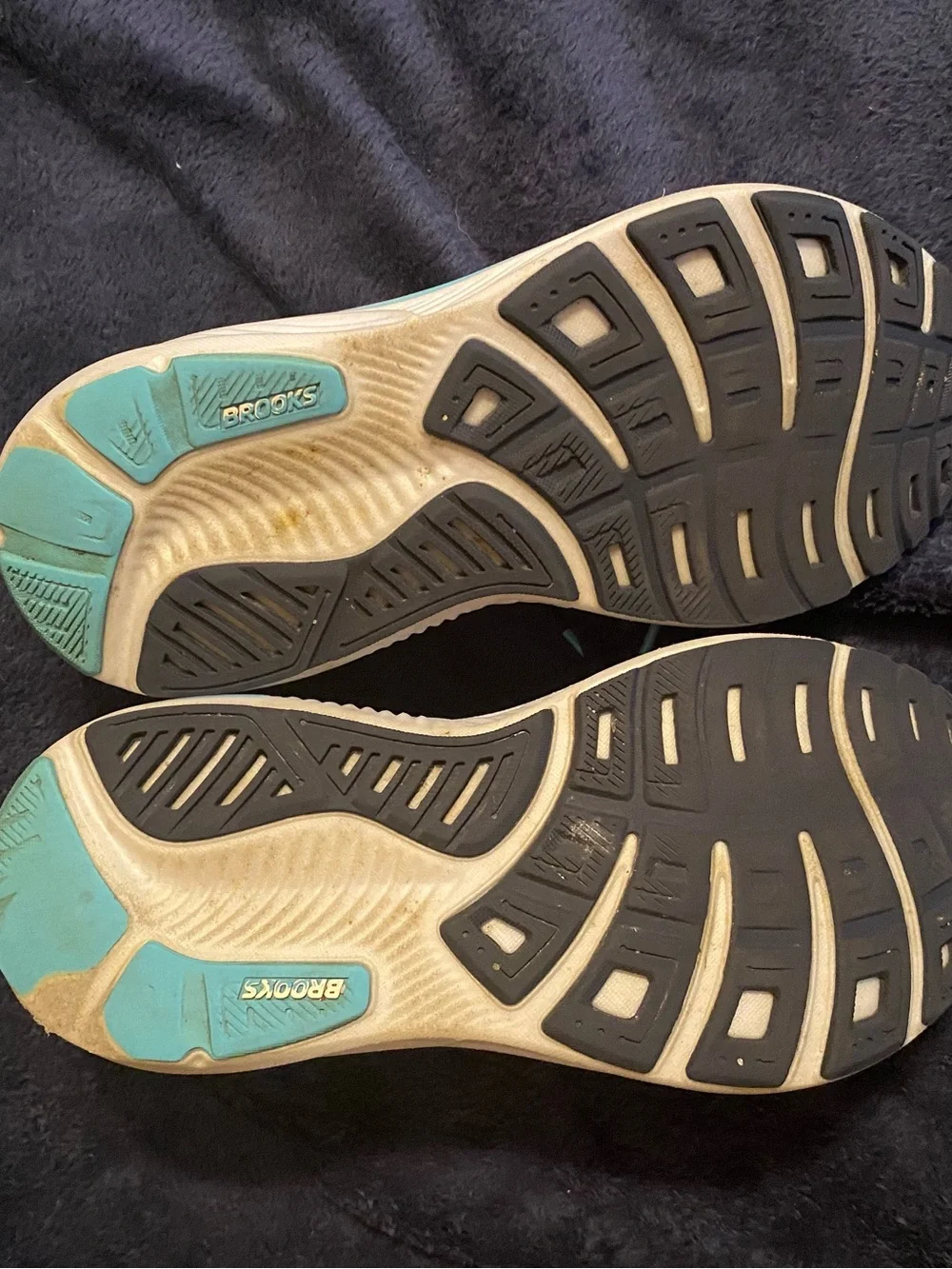 Brooks Women’s Ghost 17 sz 8.5